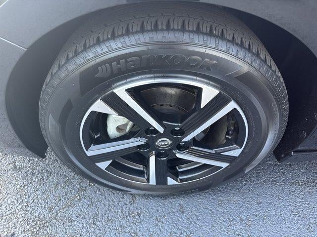 2025 Nissan Sentra SV CVT