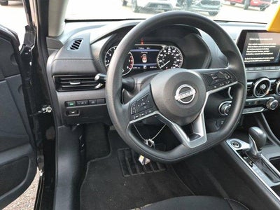 2025 Nissan Sentra SV CVT