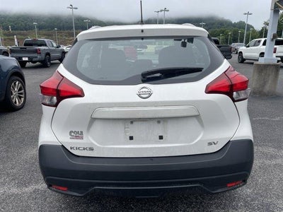 2019 Nissan Kicks SV FWD