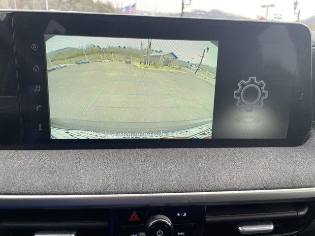 2025 Nissan Kicks SV FWD