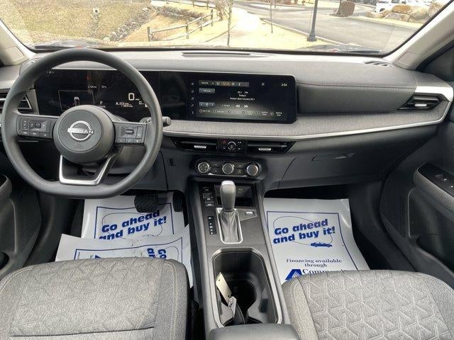 2025 Nissan Kicks SV FWD