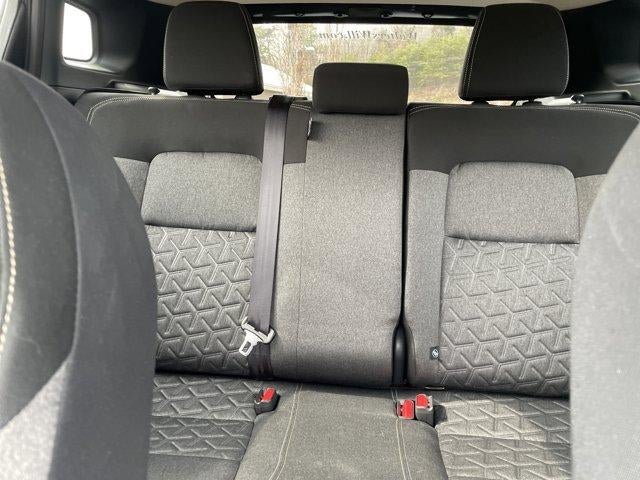 2025 Nissan Kicks SV FWD