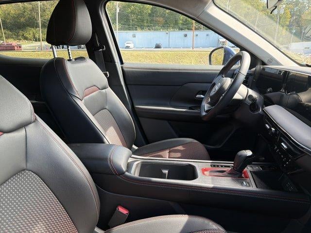 2025 Nissan Kicks SR AWD