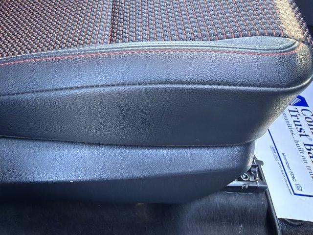 2025 Nissan Kicks SR AWD