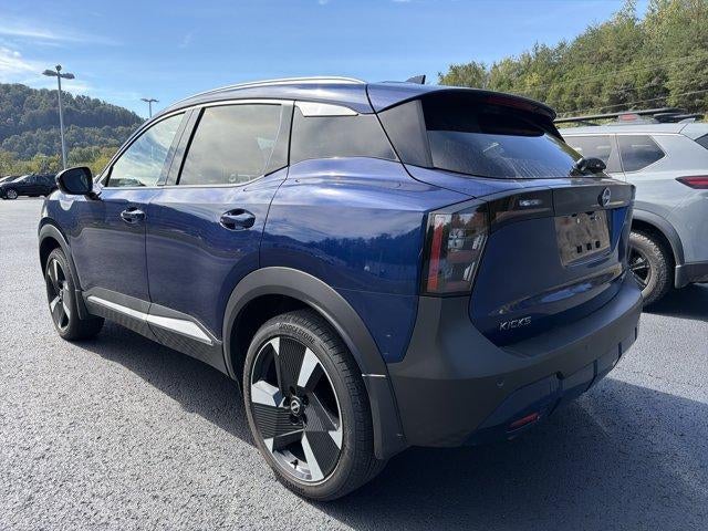 2025 Nissan Kicks SR AWD