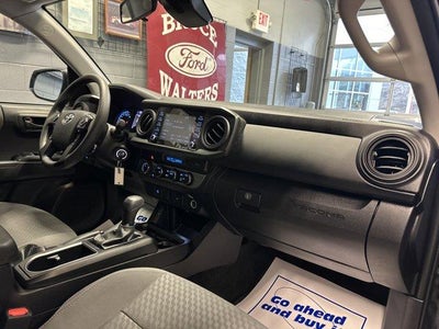 2023 Toyota Tacoma 4WD 4WD SR Double Cab 5' Bed V6 AT (Natl)