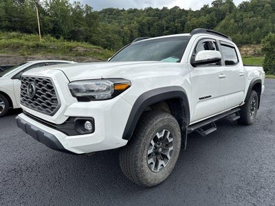 2023 Toyota Tacoma 4WD 4WD TRD Off Road Double Cab 5' Bed V6 AT (Natl)