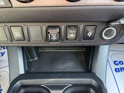 2019 Toyota Tacoma 4WD 4WD TRD Off Road Double Cab 5' Bed V6 AT (Natl)