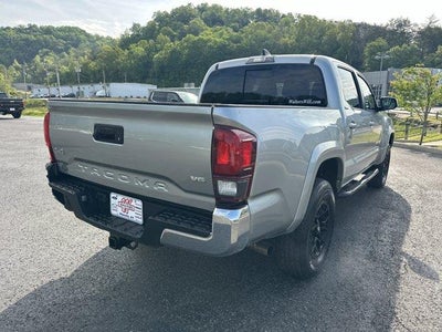 2022 Toyota Tacoma 4WD 4WD SR5 Double Cab 5' Bed V6 AT (Natl)