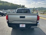 2022 Toyota Tacoma 4WD 4WD SR5 Double Cab 5' Bed V6 AT (Natl)