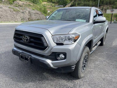 2022 Toyota Tacoma 4WD 4WD SR5 Double Cab 5' Bed V6 AT (Natl)