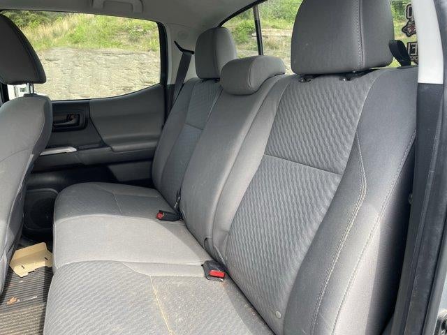 2022 Toyota Tacoma 4WD 4WD SR5 Double Cab 5' Bed V6 AT (Natl)