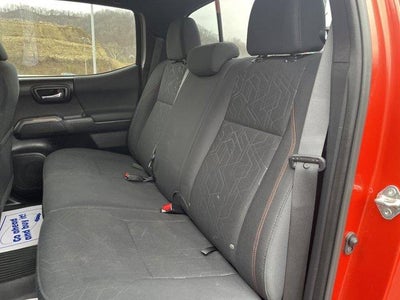 2018 Toyota Tacoma TRD Sport Double Cab 5' Bed V6 4x4 AT (Natl)