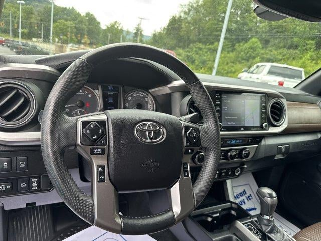 2022 Toyota Tacoma 4WD 4WD Limited Double Cab 5' Bed V6 AT (Natl)