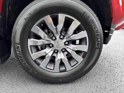 2022 Toyota Tacoma 4WD 4WD Limited Double Cab 5' Bed V6 AT (Natl)