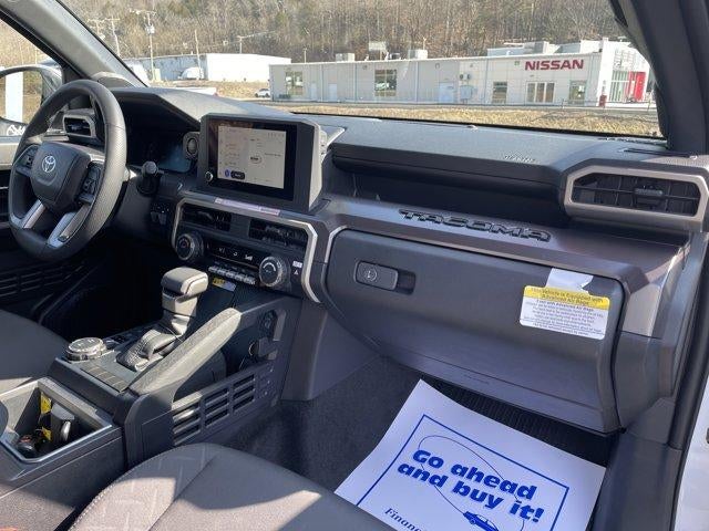 2025 Toyota Tacoma 4WD 4WD SR5 Double Cab 5' Bed AT (GS)