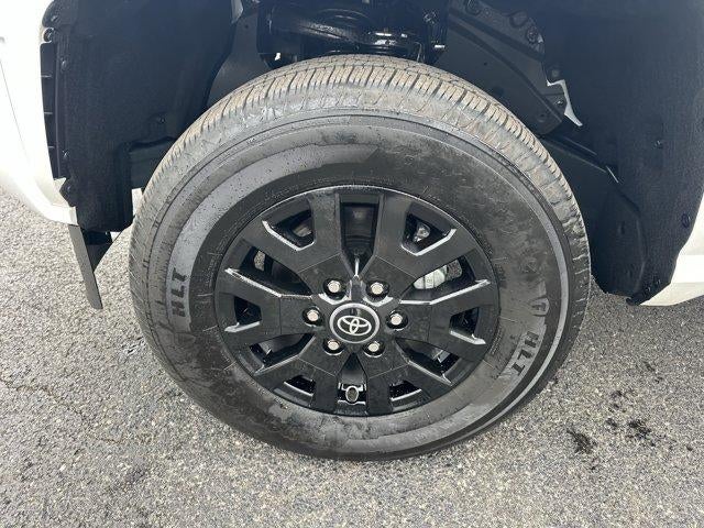 2025 Toyota Tacoma 4WD 4WD SR5 Double Cab 5' Bed AT (GS)