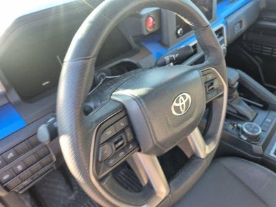 2025 Toyota Tacoma 4WD 4WD TRD Off Road Double Cab 5' Bed AT (Natl)