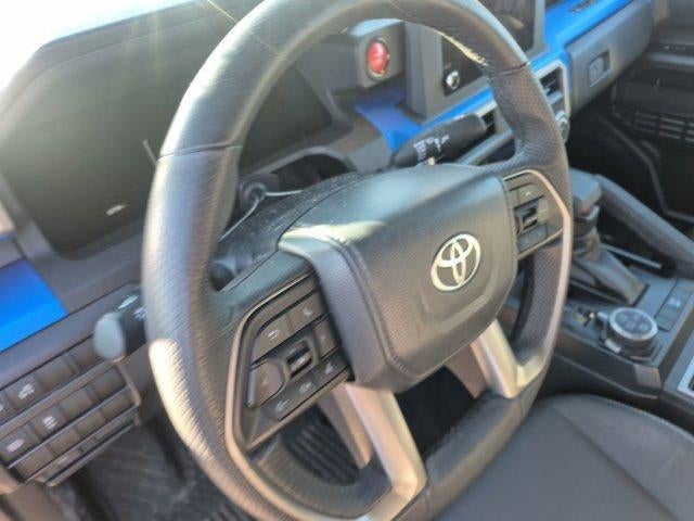 2025 Toyota Tacoma 4WD 4WD TRD Off Road Double Cab 5' Bed AT (Natl)