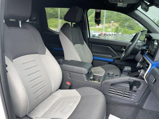 2025 Toyota Tacoma 4WD 4WD TRD Off Road Double Cab 5' Bed AT (Natl)