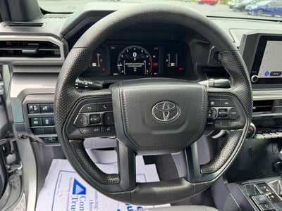 2026 Toyota Tacoma 4WD 4WD SR5 Double Cab 5' Bed AT (Natl)