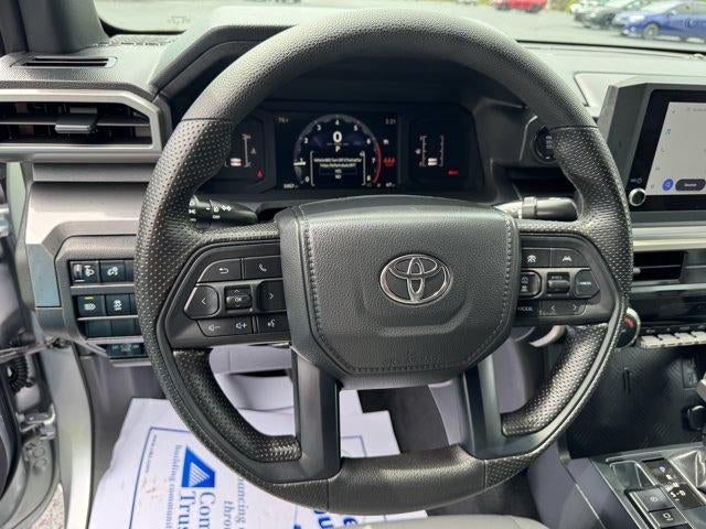 2026 Toyota Tacoma 4WD 4WD SR5 Double Cab 5' Bed AT (Natl)
