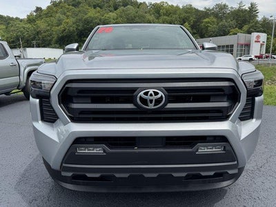 2026 Toyota Tacoma 4WD 4WD SR5 Double Cab 5' Bed AT (Natl)