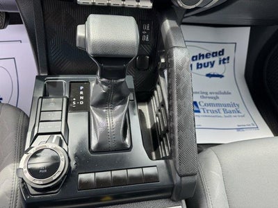 2026 Toyota Tacoma 4WD 4WD SR5 Double Cab 5' Bed AT (Natl)