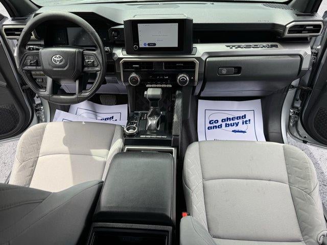 2026 Toyota Tacoma 4WD 4WD SR5 Double Cab 5' Bed AT (Natl)