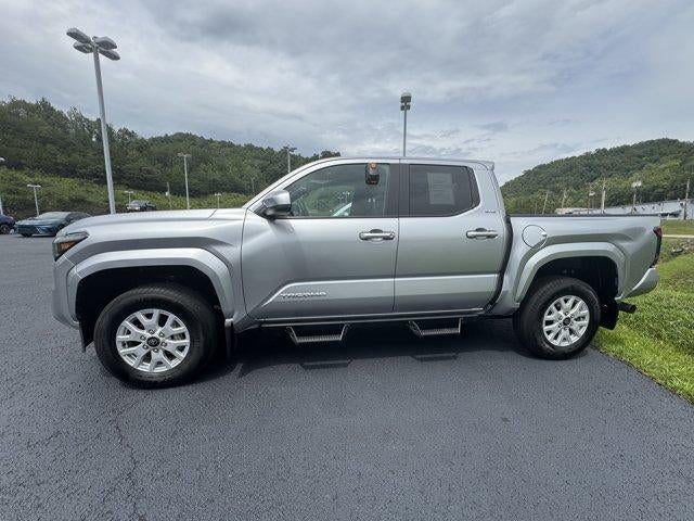 2026 Toyota Tacoma 4WD 4WD SR5 Double Cab 5' Bed AT (Natl)