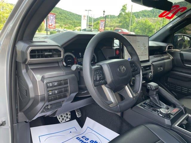 2026 Toyota Tacoma 4WD 4WD TRD Sport Double Cab 5' Bed AT (Natl)