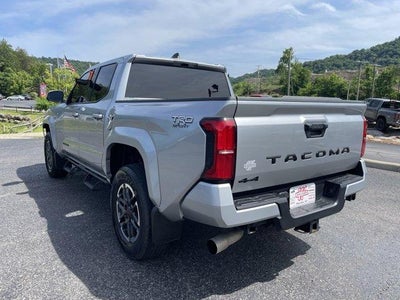 2026 Toyota Tacoma 4WD 4WD TRD Sport Double Cab 5' Bed AT (Natl)