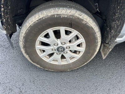 2024 Toyota Tacoma 4WD 4WD SR5 Double Cab 5' Bed AT (Natl)