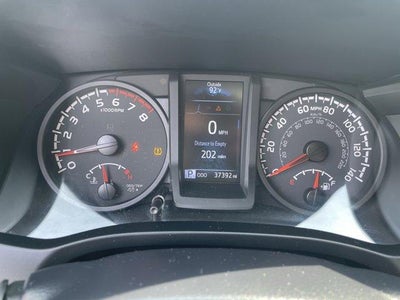 2023 Toyota Tacoma 2WD 2WD SR Double Cab 5' Bed I4 AT (Natl)