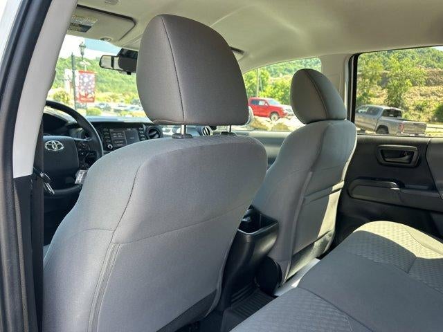 2023 Toyota Tacoma 2WD 2WD SR Double Cab 5' Bed I4 AT (Natl)