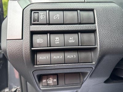 2024 Toyota Tacoma 4WD 4WD TRD Off Road Double Cab 5' Bed AT (Natl)