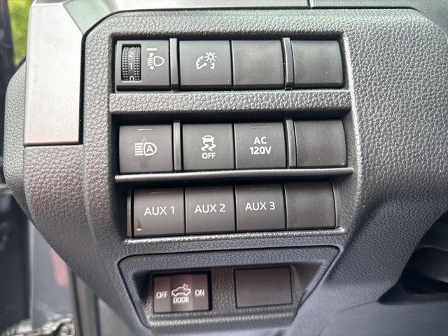 2024 Toyota Tacoma 4WD 4WD TRD Off Road Double Cab 5' Bed AT (Natl)