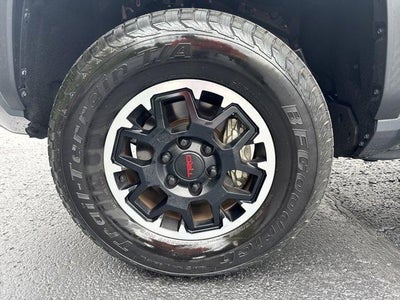 2024 Toyota Tacoma 4WD 4WD TRD Off Road Double Cab 5' Bed AT (Natl)