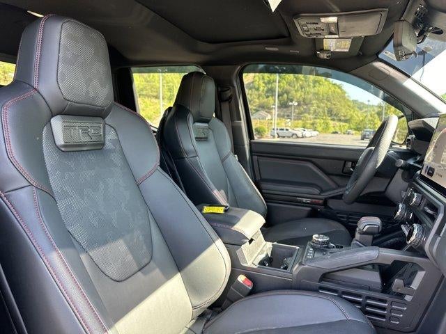 2025 Toyota Tacoma 4WD 4WD TRD Pro Hybrid Double Cab 5' Bed AT (Natl)