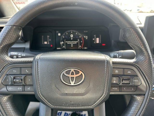 2024 Toyota Tacoma 4WD 4WD SR Double Cab 5' Bed AT (Natl)