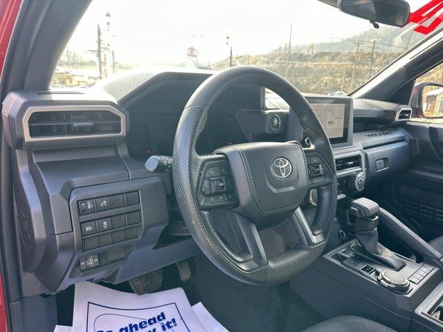 2024 Toyota Tacoma 4WD 4WD SR Double Cab 5' Bed AT (Natl)