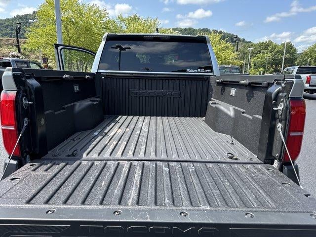 2025 Toyota Tacoma 4WD 4WD SR Double Cab 5' Bed AT (GS)