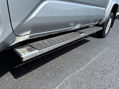 2025 Toyota Tacoma 4WD 4WD SR Double Cab 5' Bed AT (GS)