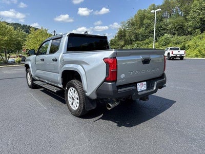 2025 Toyota Tacoma 4WD 4WD SR Double Cab 5' Bed AT (GS)