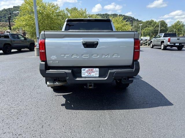 2025 Toyota Tacoma 4WD 4WD SR Double Cab 5' Bed AT (GS)