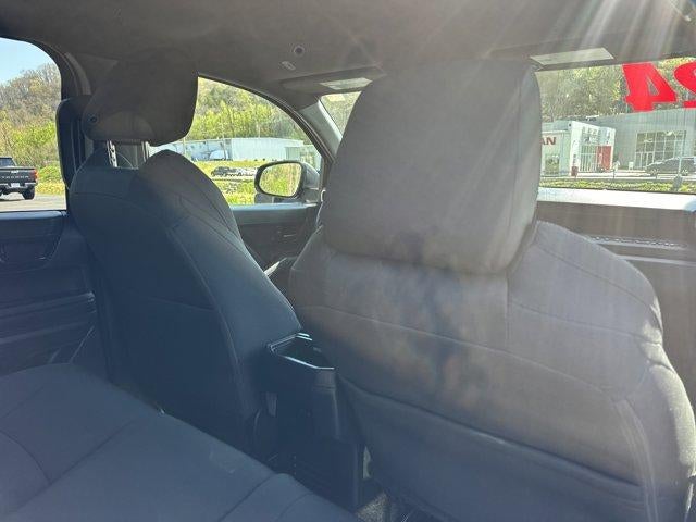 2024 Toyota Tacoma 4WD 4WD SR Double Cab 5' Bed AT (Natl)