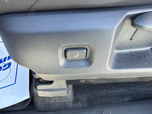 2025 Toyota Tacoma 4WD 4WD SR Double Cab 5' Bed AT (GS)
