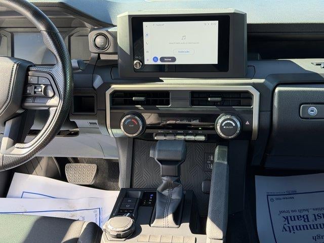 2025 Toyota Tacoma 4WD 4WD SR Double Cab 5' Bed AT (GS)