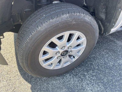 2025 Toyota Tacoma 4WD 4WD SR Double Cab 5' Bed AT (GS)