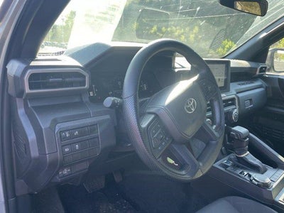 2025 Toyota Tacoma 4WD 4WD SR Double Cab 5' Bed AT (GS)